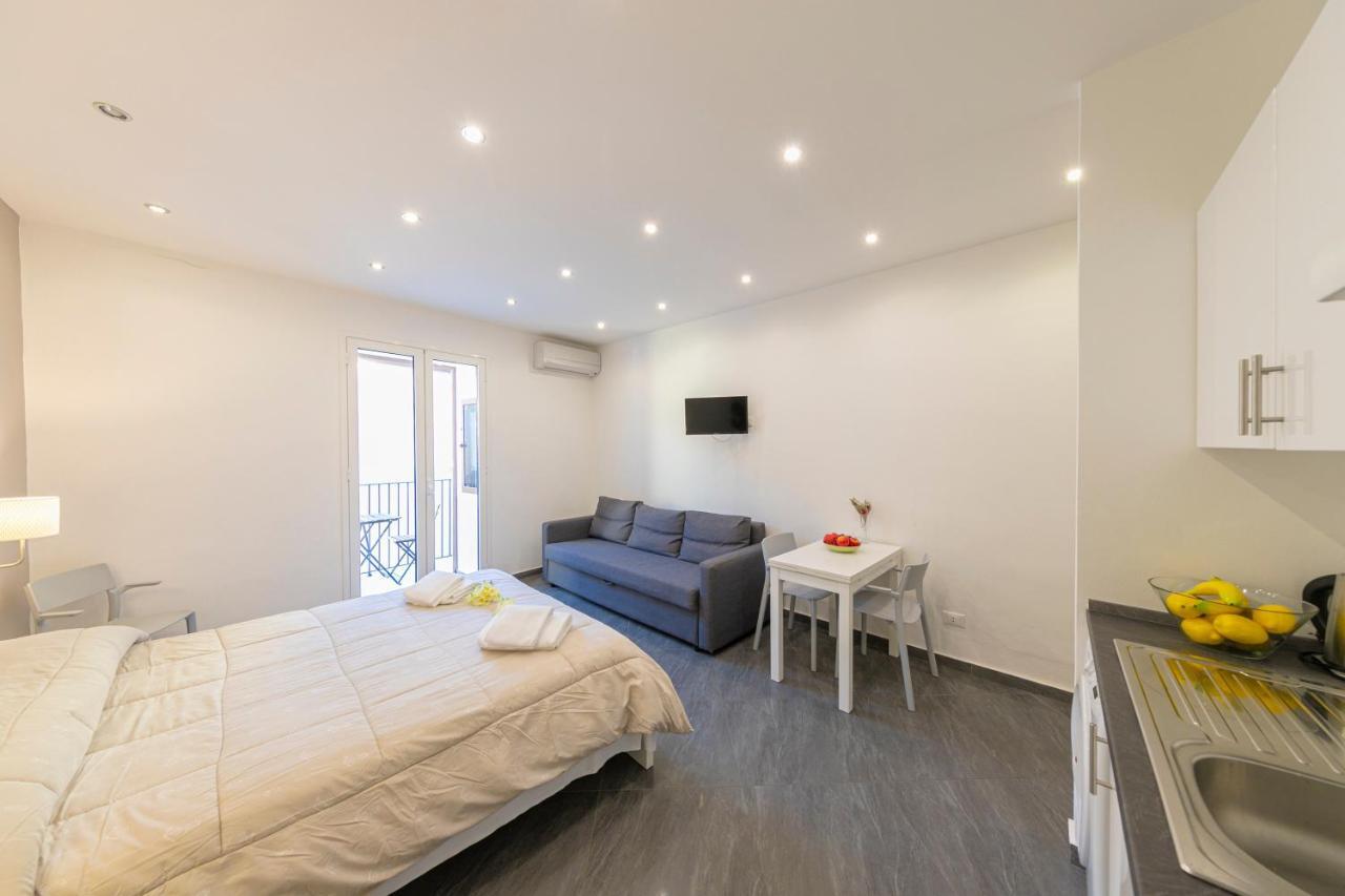 Kefa Holiday - Alle Torri Apartments เชฟาลู ภายนอก รูปภาพ